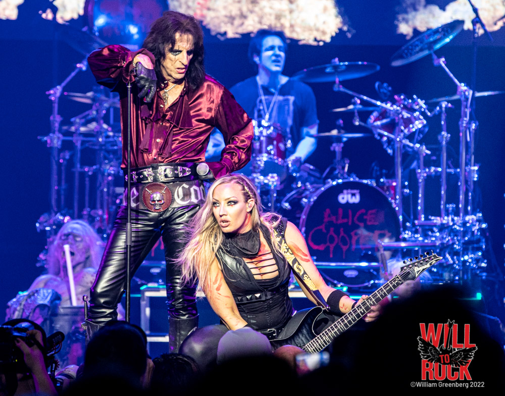 ALICE COOPER: Monsters Of Rock Cruise (Show 1) – 2/12/2022