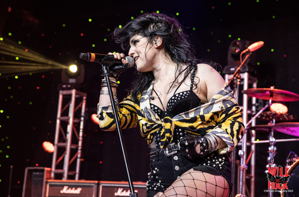 CHEZ KANE: Monsters Of Rock Cruise - 5/3/23