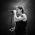 Nothing But Thieves-01