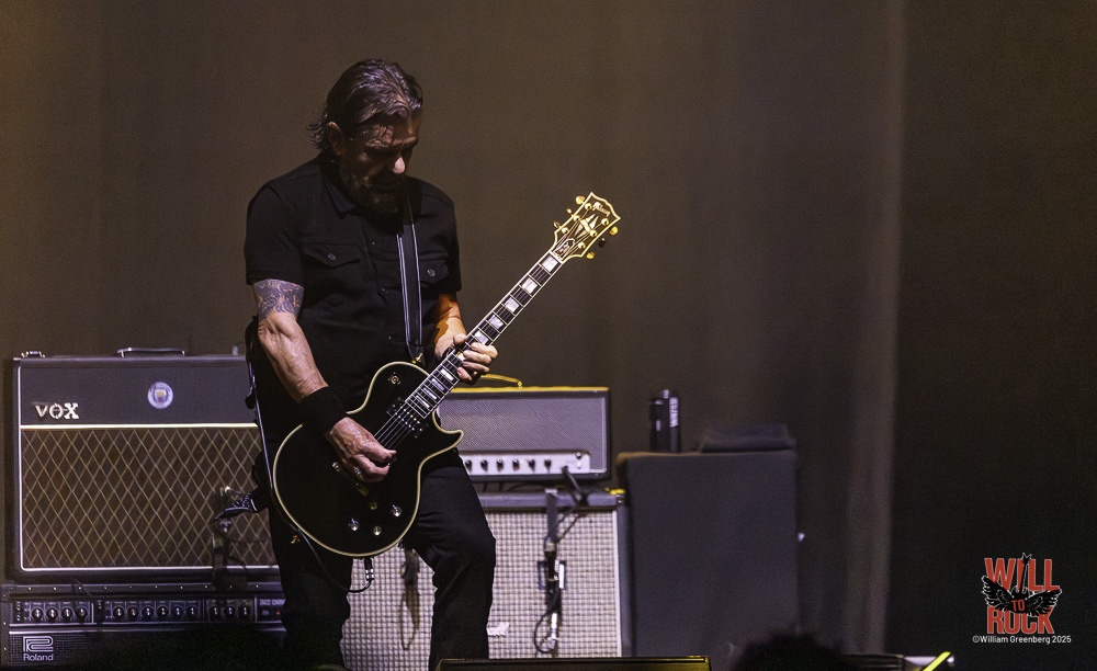 Billy Duffy. The Cult: Shrine Expo Hall.